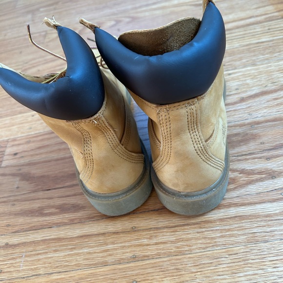 Timberland Brown Suede Boots with Black Trim - Picture 6 of 8